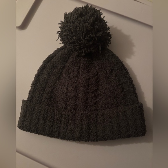 NWT Barefoot Dreams Cozy Chic Cable Beanie w/ Pom Pom Dark Brown Cozy Soft Lux